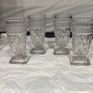 Elegant Crystal Glass Set